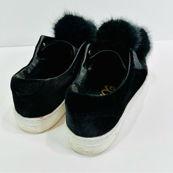 SAM EDELMAN BLACK LEYA VELOUR POM POM SLIP ON SNEAKER ๐ SIZE 9.5M GREAT COND - Picture 7 of 9